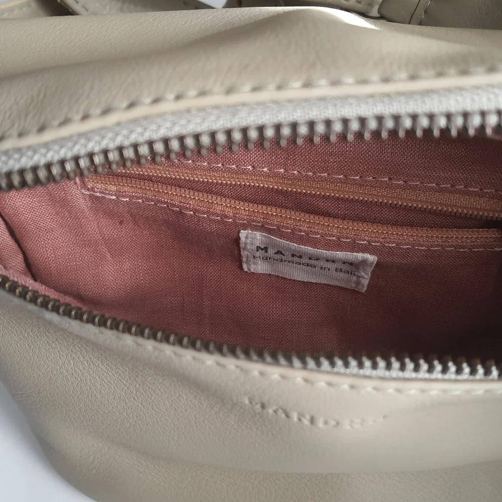 MANDRN Remy Belt Bag - Picture 3 of 6